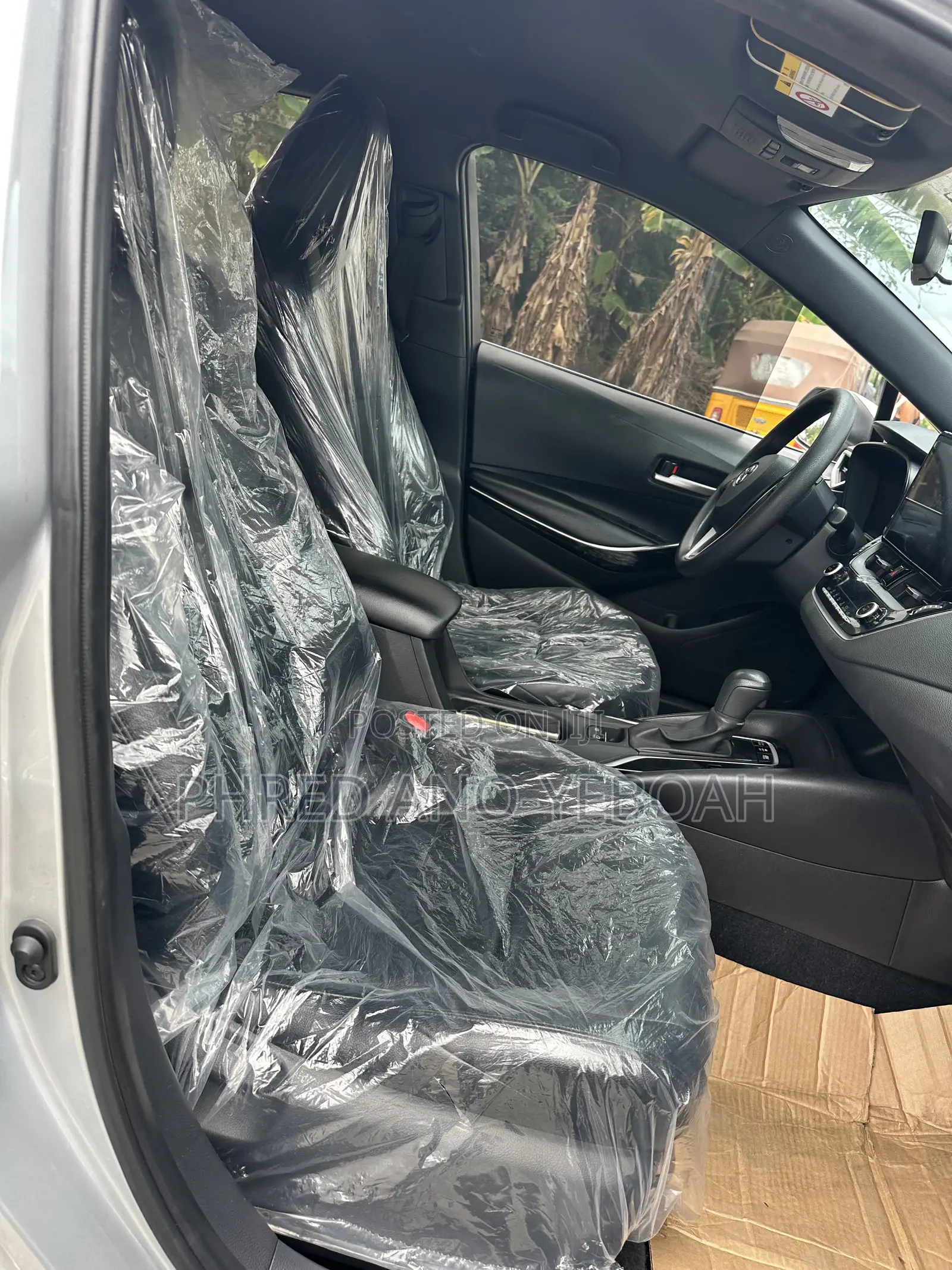 Toyota Corolla SE 2021 Silver