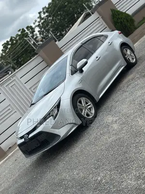 Toyota Corolla SE 2021 Silver