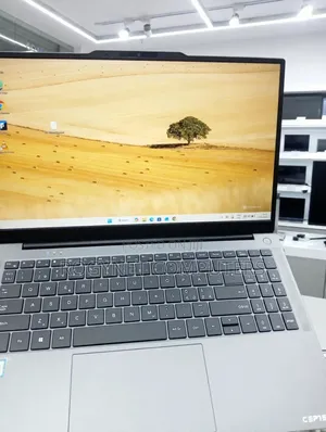 New Laptop 8GB AMD SSD 256GB