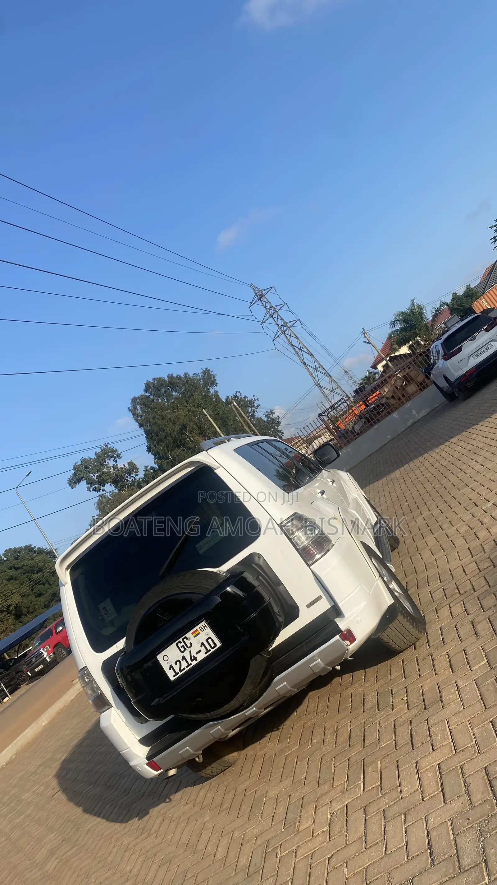 Mitsubishi Pajero 2010 White