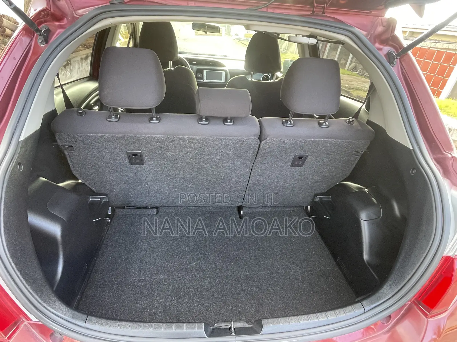 Toyota Vitz 2015 Red