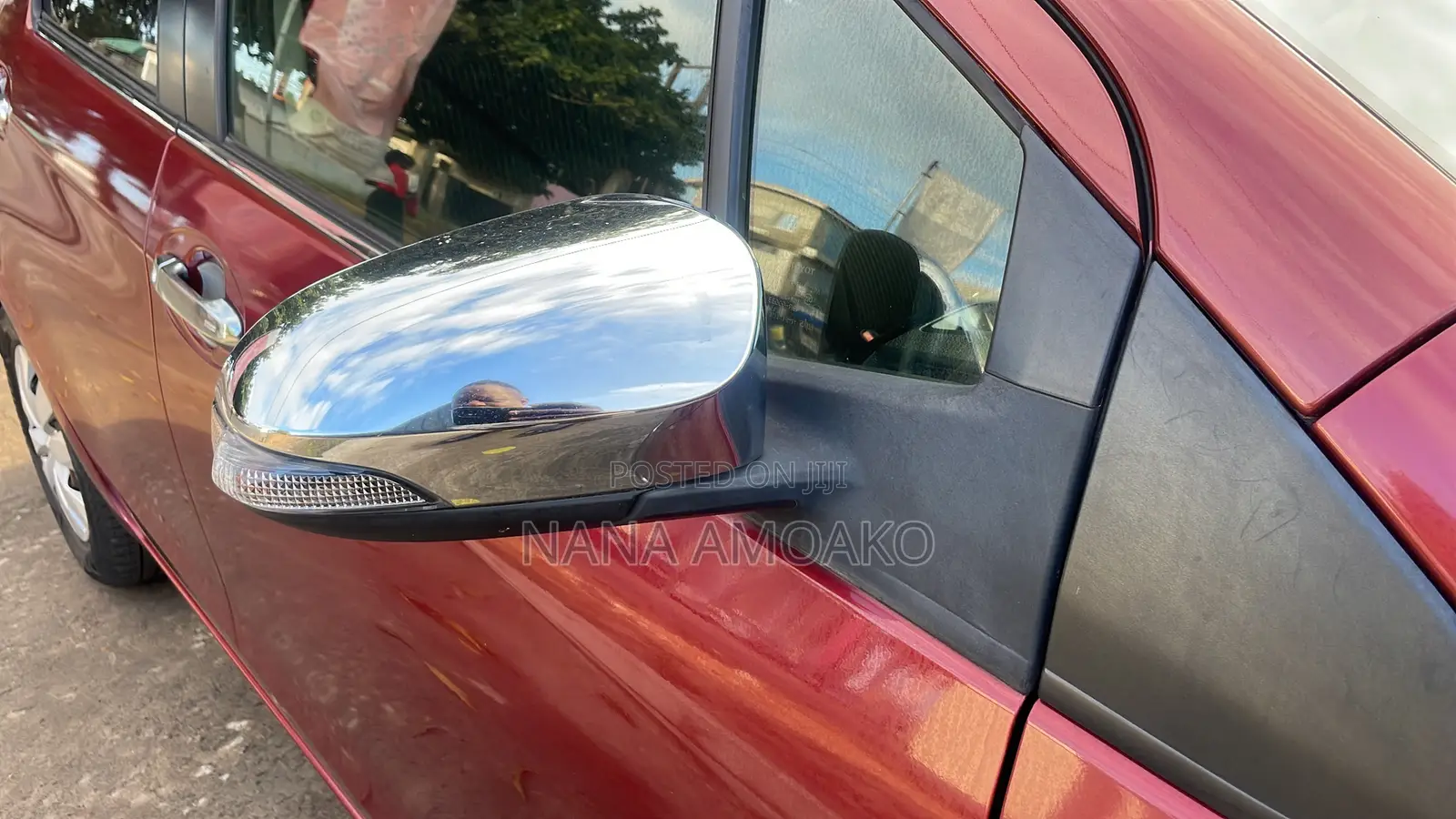 Toyota Vitz 2015 Red