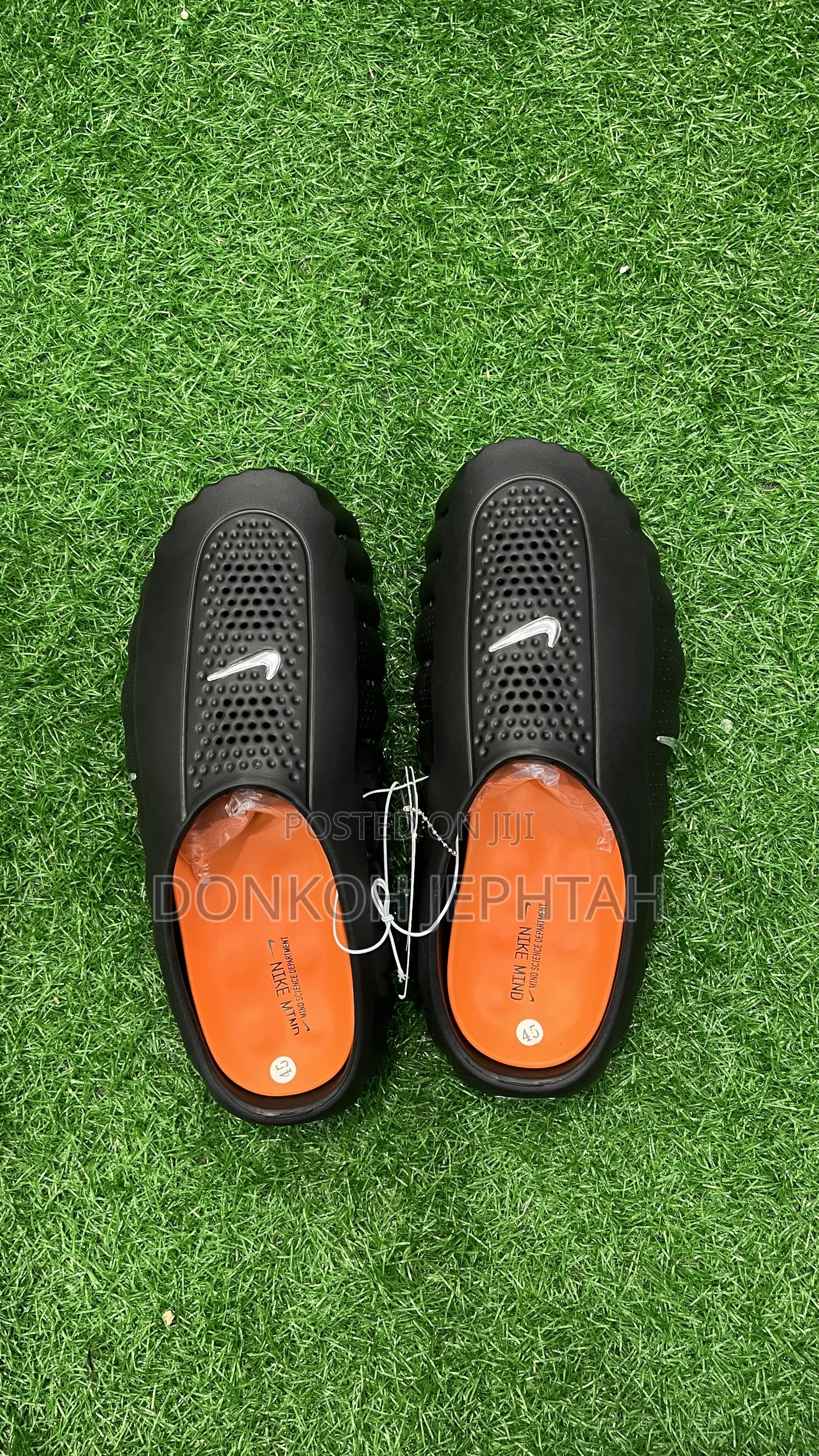 Nike Slippers (Crocs)