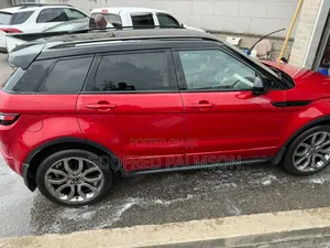 Land Rover Range Rover Evoque HSE Dynamic 4x4 (2.0 4cyl 9A) 2016 Red