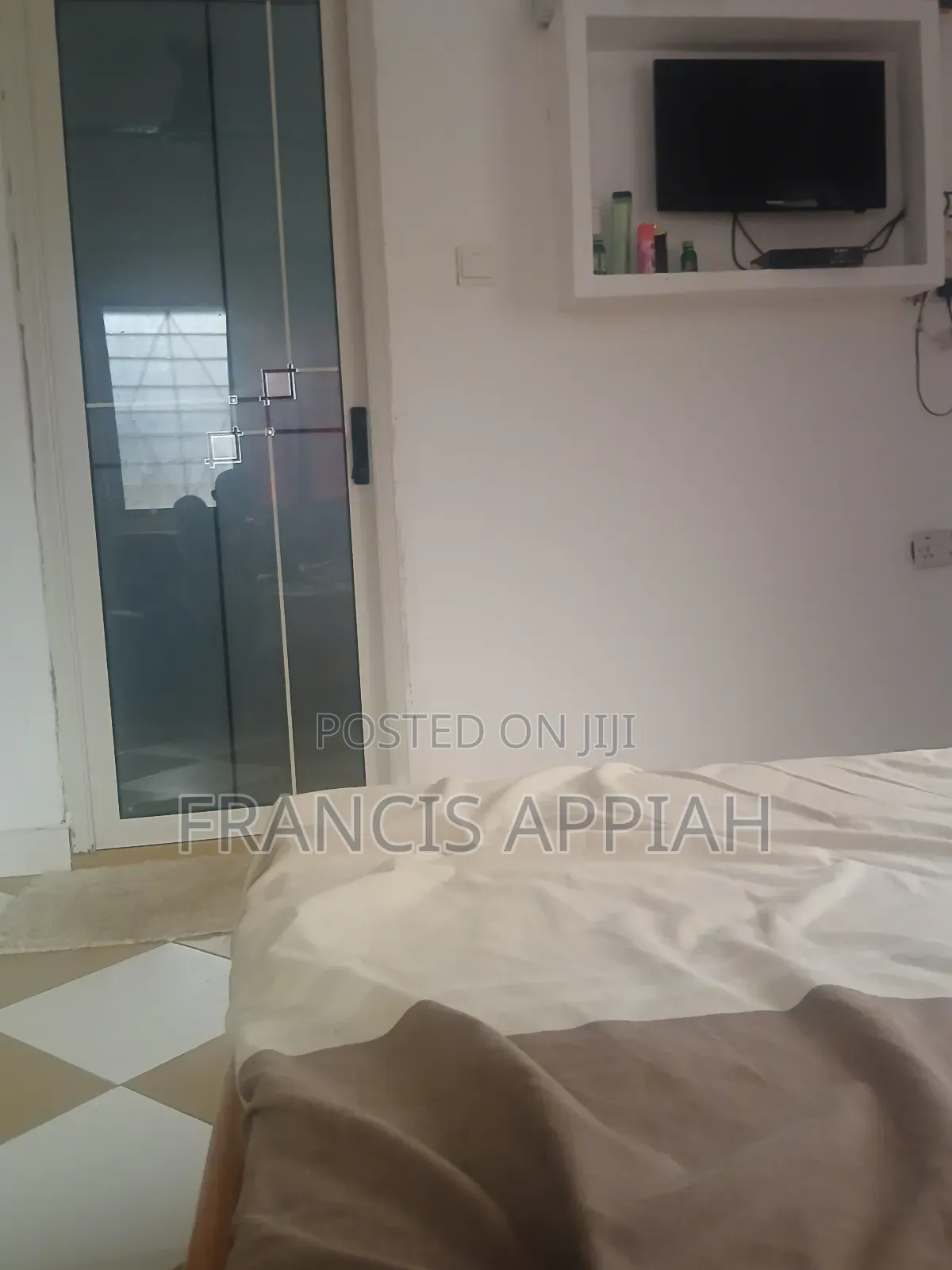 4bdrm House in Owner, Nsawam Adoagyiri Municipal for sale