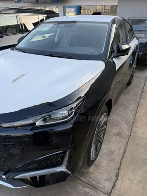 New Changan UNI-K 2.0 Petrol AWD 2025 Black