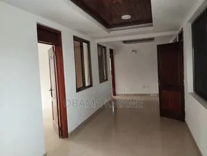 6bdrm House in Laryea Homes, Airport Residential Area for rent