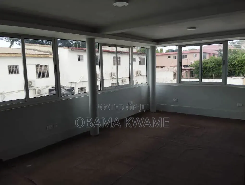 6bdrm House in Laryea Homes, Airport Residential Area for rent