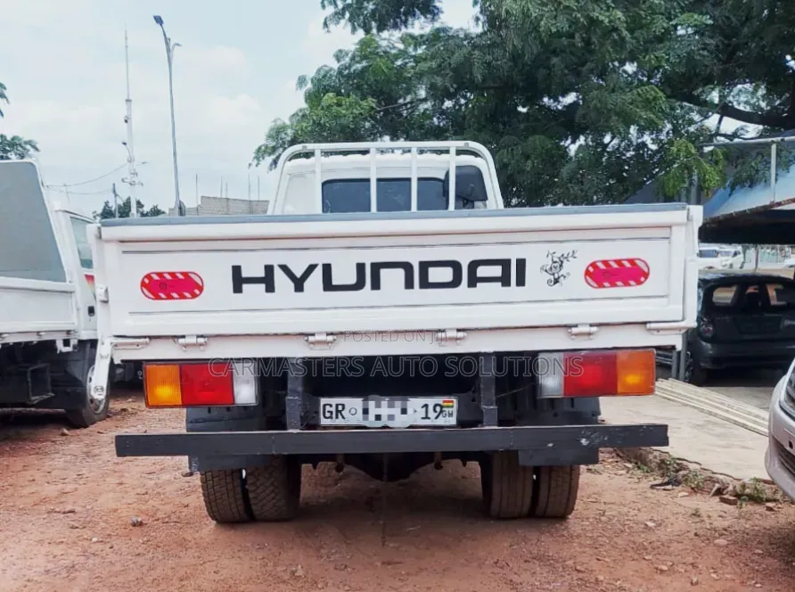 Hyundai Mighty HD65 2.5ton Truck 2010 White for Sale