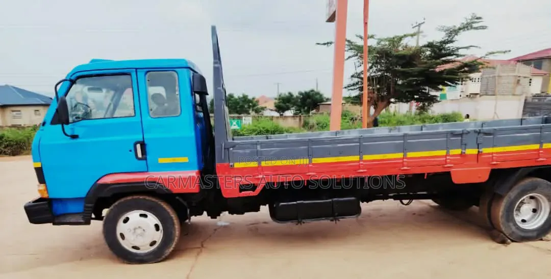 Hyundai Mighty HD65 2.5ton Truck 2010 White for Sale
