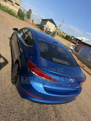 Hyundai Elantra Limited 2018 Blue