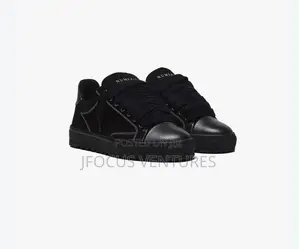 Numeris All Black Sneakers