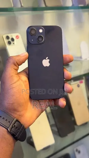 New Apple iPhone 13 256 GB Black