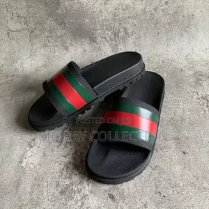 Solid Gucci Slide