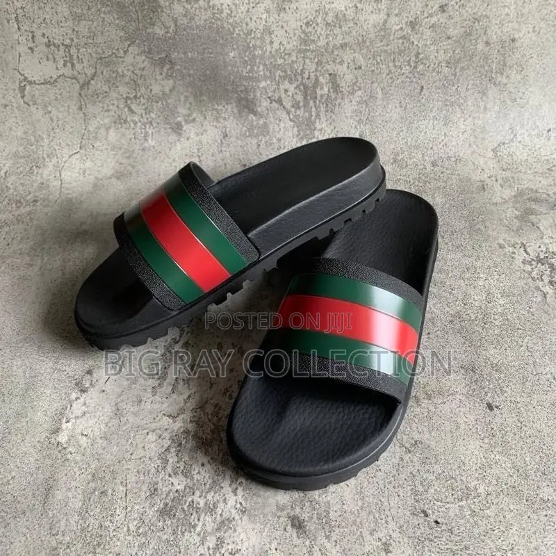 Solid Gucci Slide