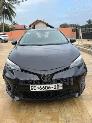 Toyota Corolla XSE (1.8L 4cyl 2A) 2018 Black