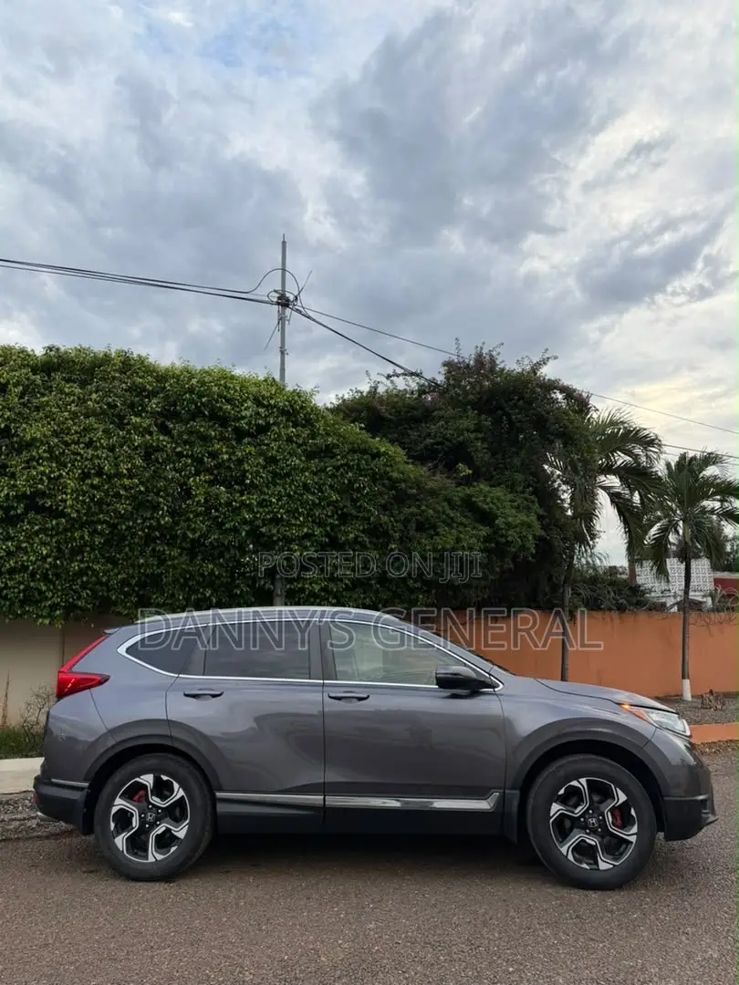 Honda CR-V 2019 Gray