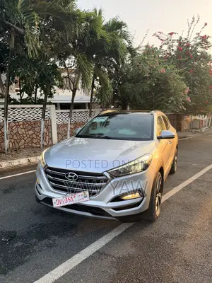 Hyundai Tucson 2017 Silver