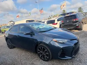 Toyota Corolla SE 4dr Sedan (1.8L 4cyl CVT) 2017 Gray
