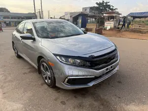 Honda Civic 2019 Silver