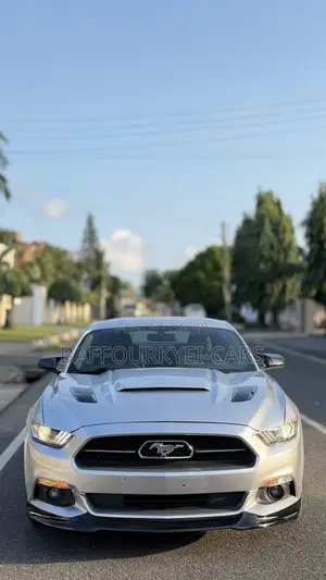 Ford Mustang 2016 Silver