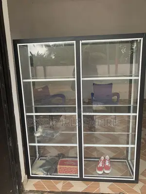 Glass Showcase 5ft