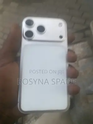 Apple iPhone XR 128 GB White