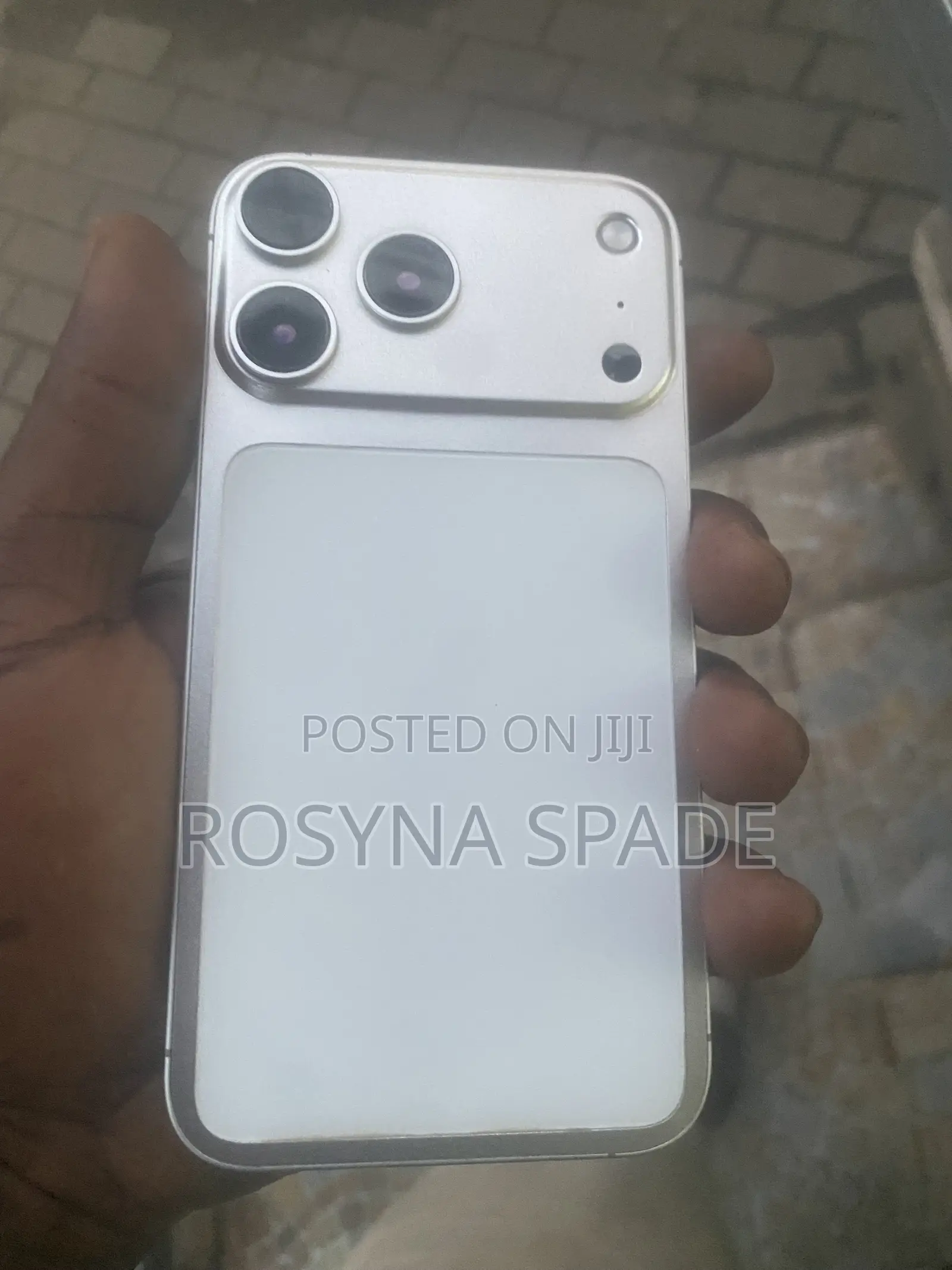 Apple iPhone XR 128 GB White