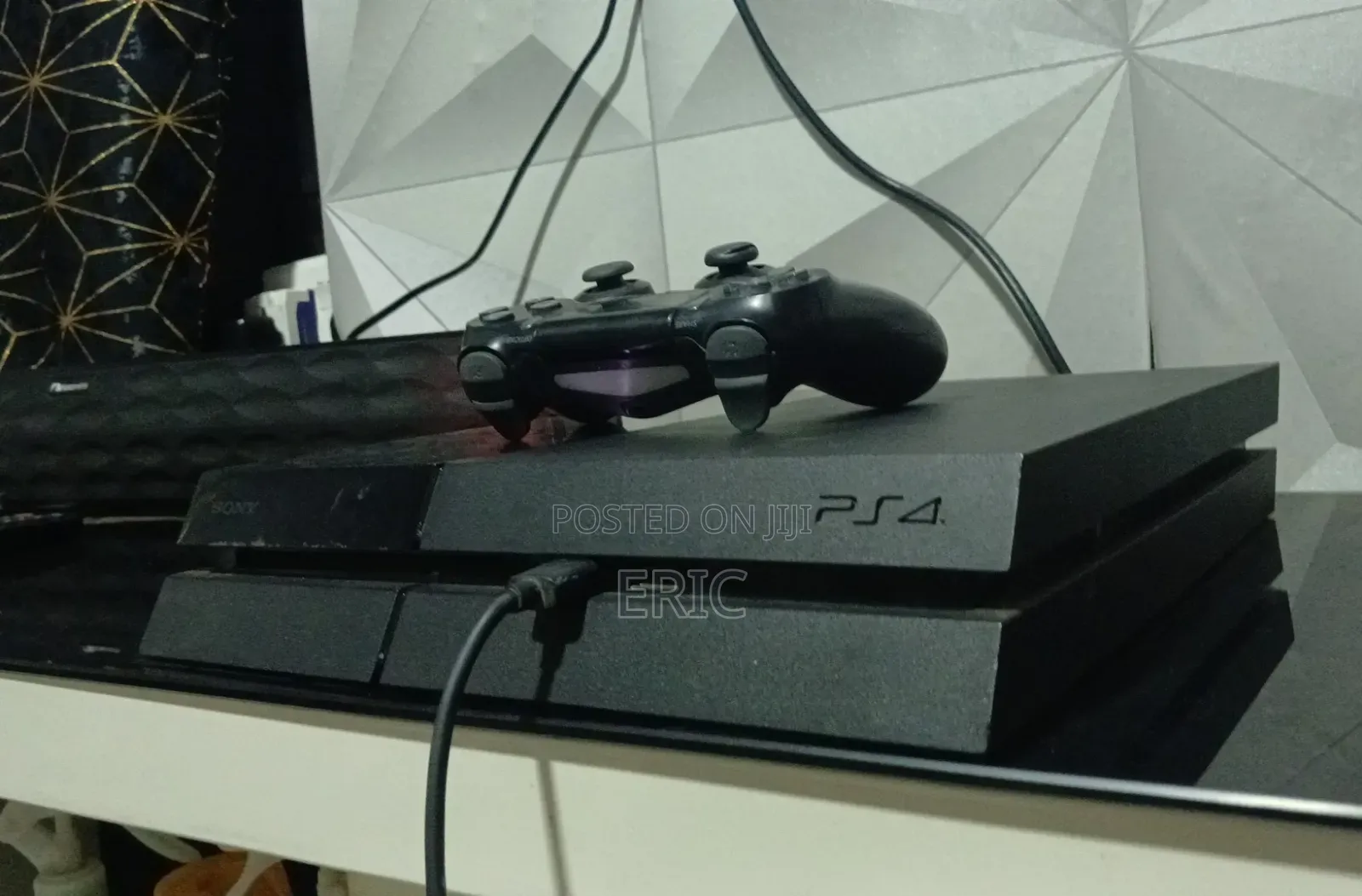 Ps4 Console