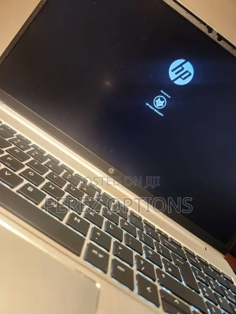 Laptop HP ProBook 455 8GB AMD Ryzen 5 SSD 256GB