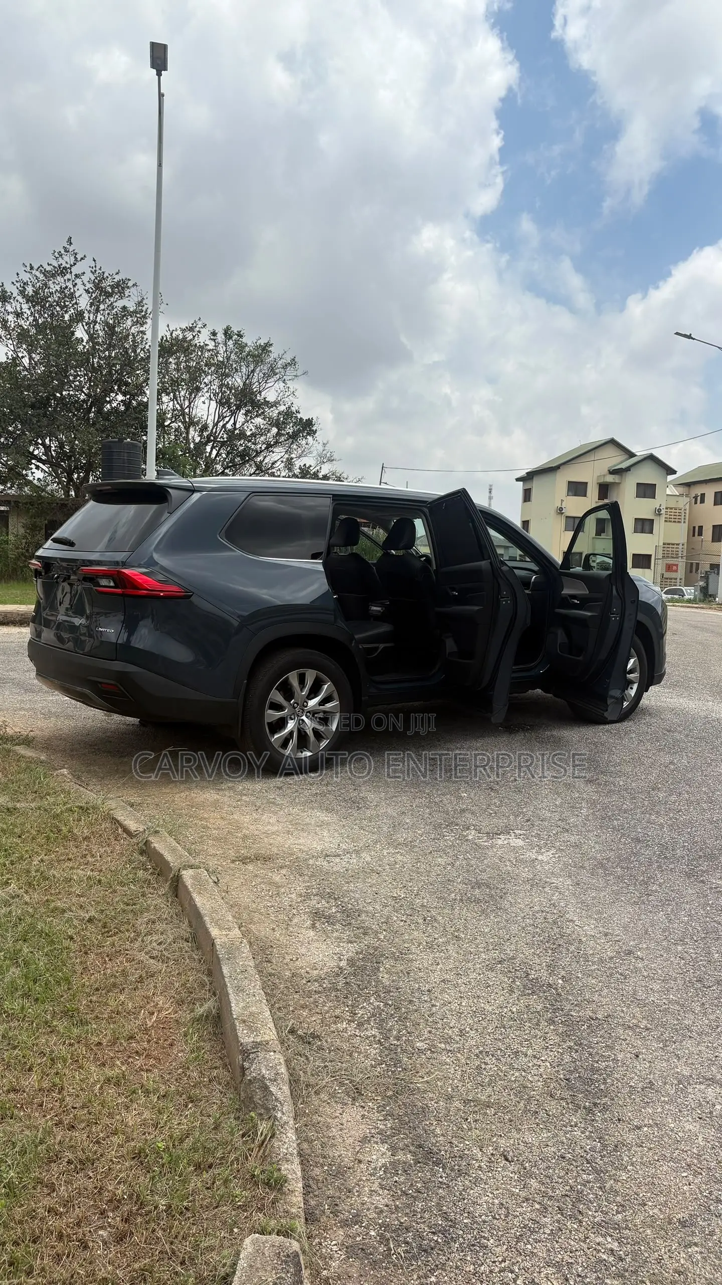 Toyota Grand Highlander Limited AWD 2024 Blue
