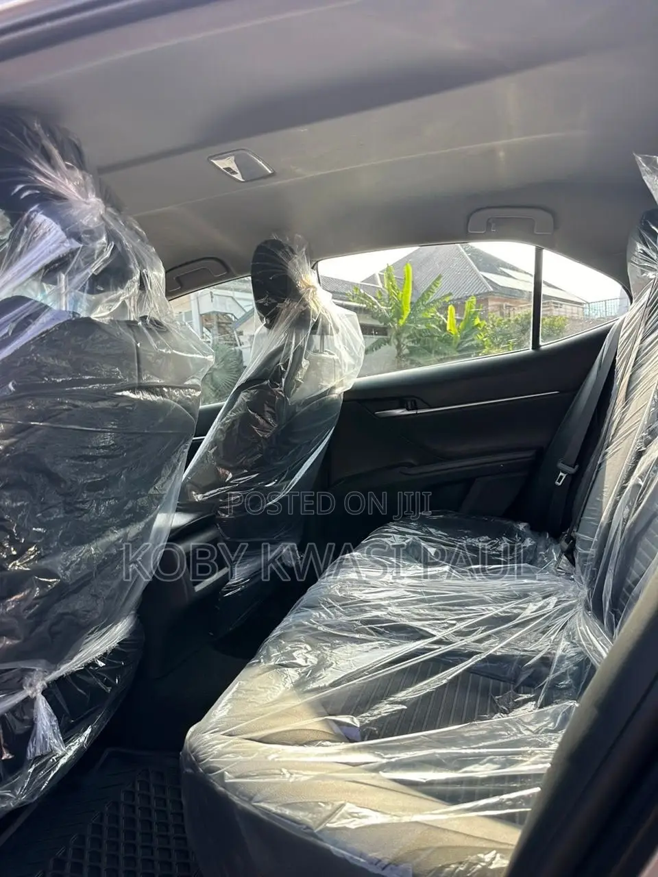 Toyota Camry SE 2023 Silver