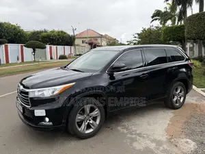 Toyota Highlander XLE V6 4x4 (3.5L 6cyl 6A) 2016 Black