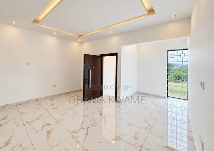 5bdrm Mansion in Laryea Homes, Kas Valley Area for sale