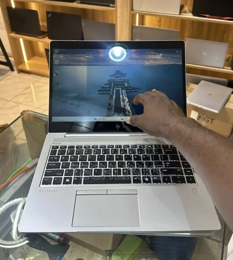 Laptop HP EliteBook 840 G6 8GB Intel Core i7 SSD 256GB