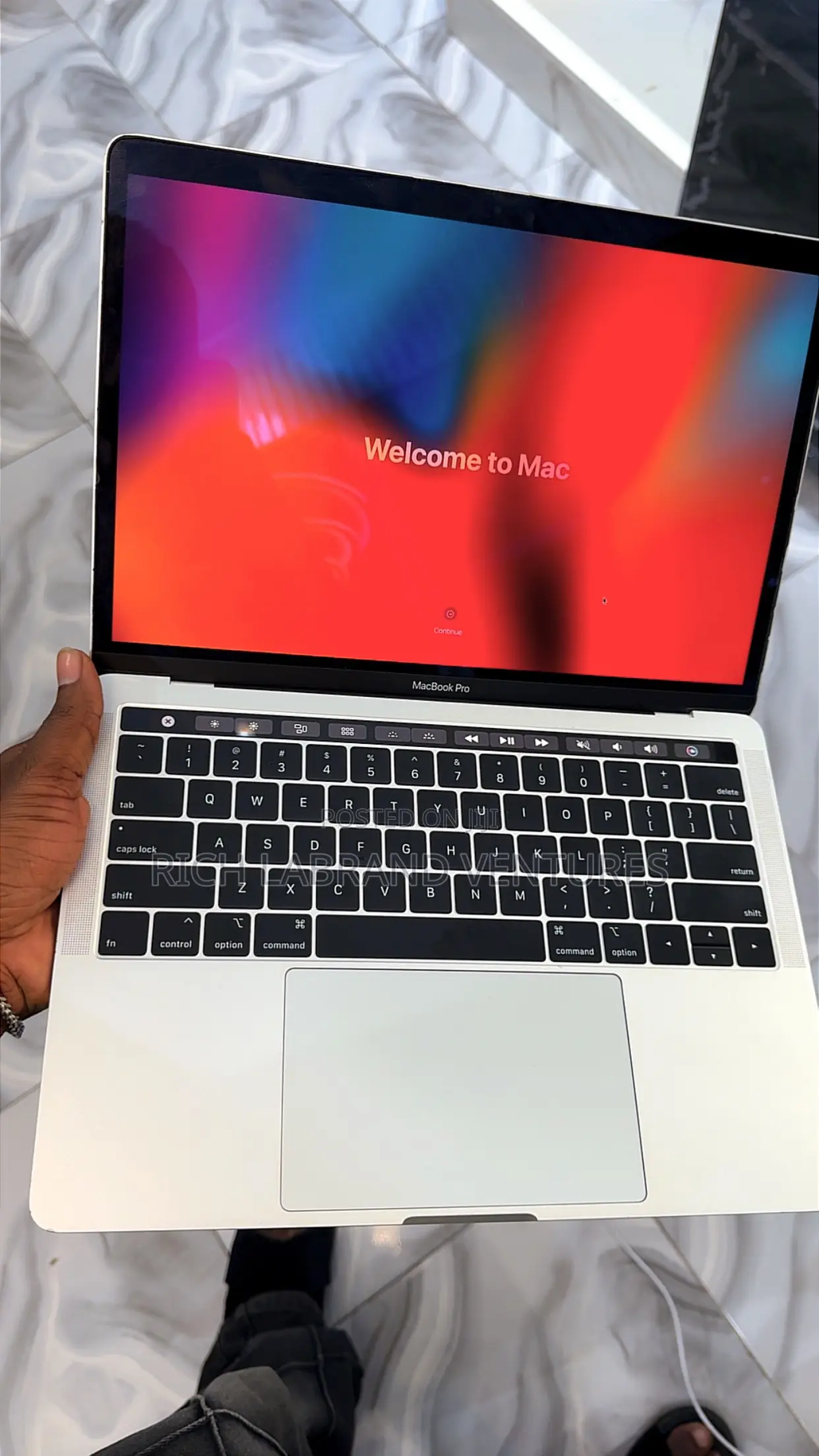 Laptop Apple MacBook Pro 2019 8GB Intel Core i5 SSD 128GB
