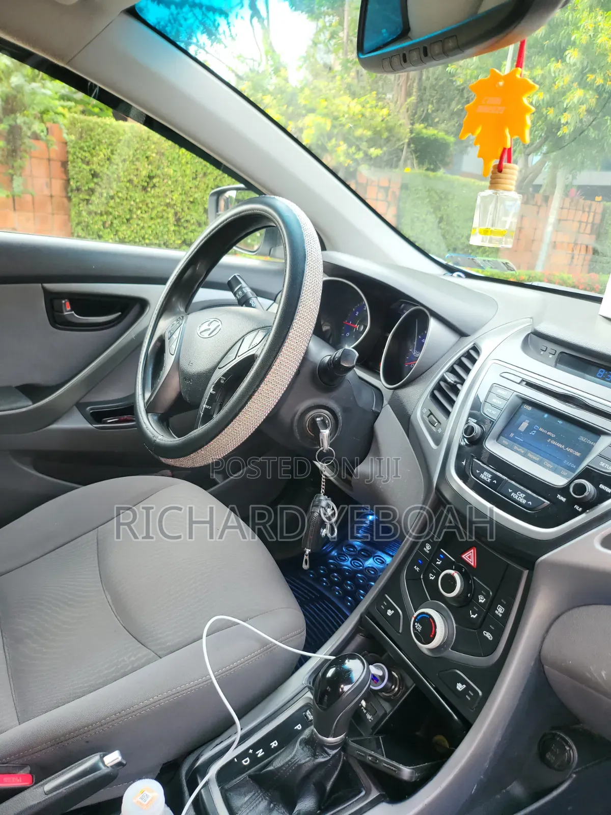 Hyundai Elantra 2014 Silver