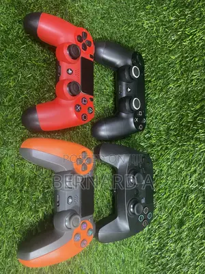 PS4 Original Controllers Avilable