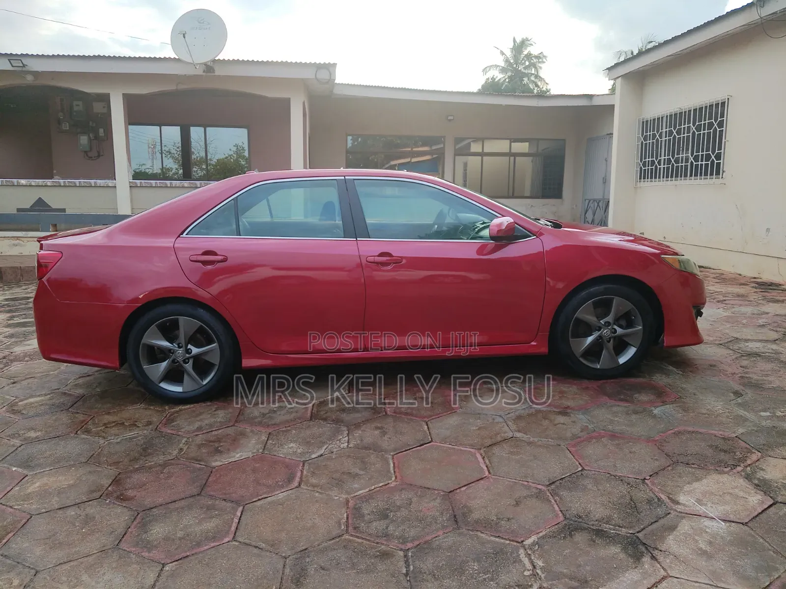 Toyota Camry 2013 Red