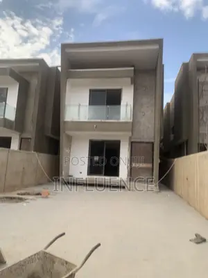 4bdrm House in East Legon for sale