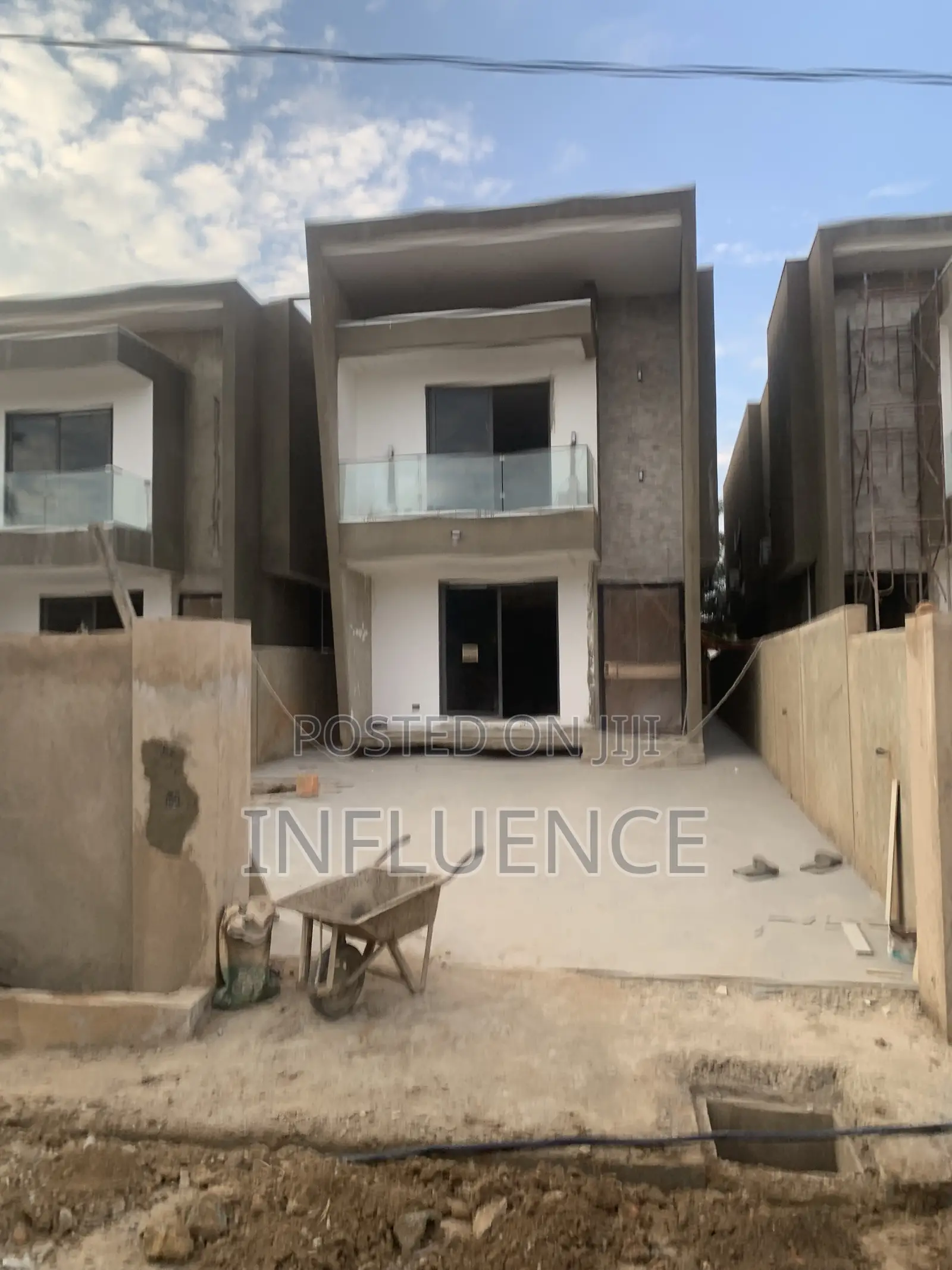 4bdrm House in East Legon for sale