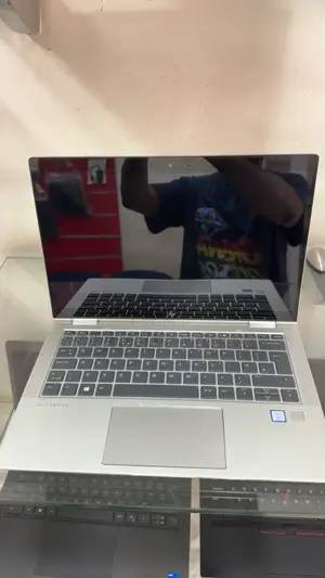 Laptop HP EliteBook 1030 8GB Intel Core i5 SSD 256GB
