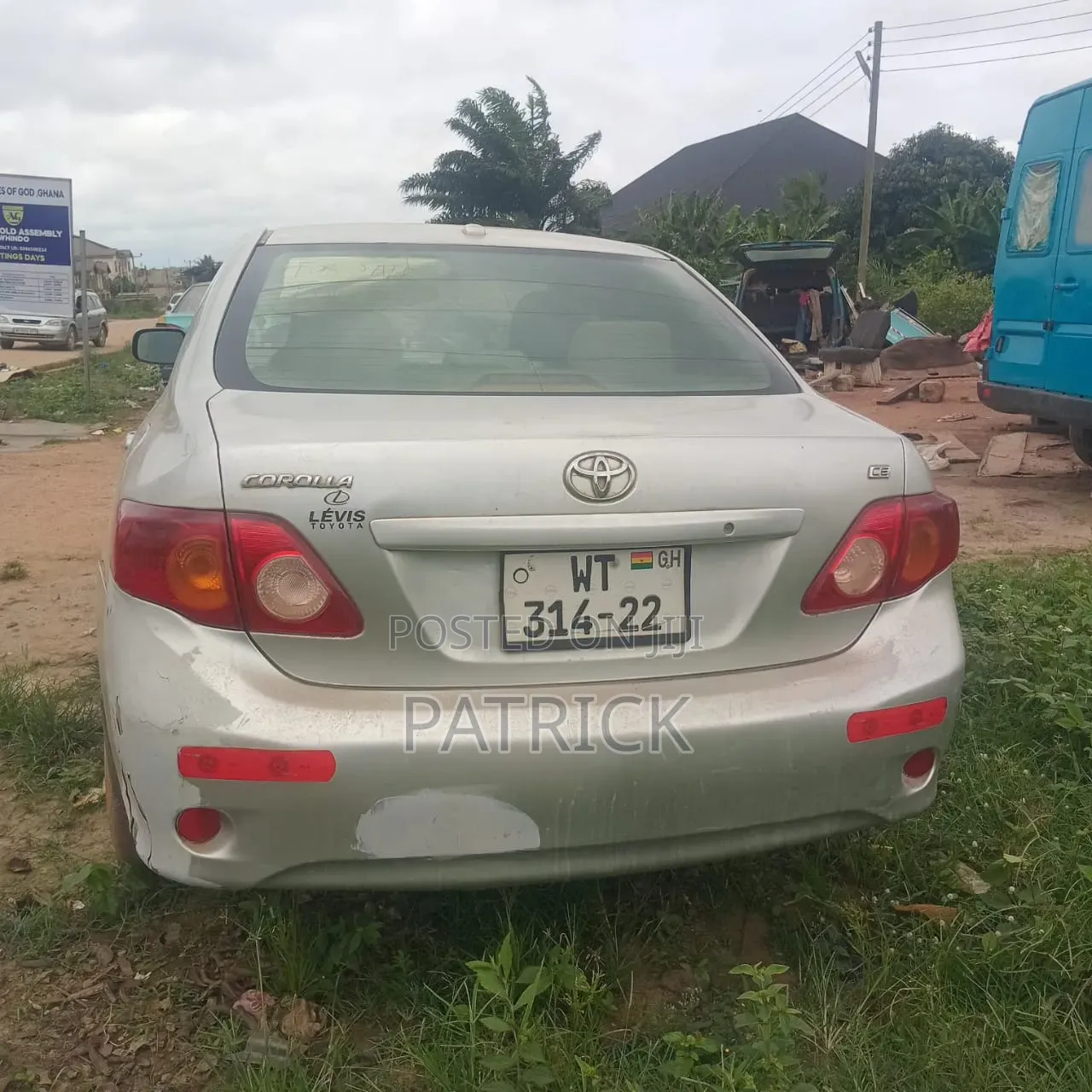 Toyota Corolla LE 4dr Sedan (1.8L 4cyl 4A) 2010 Silver