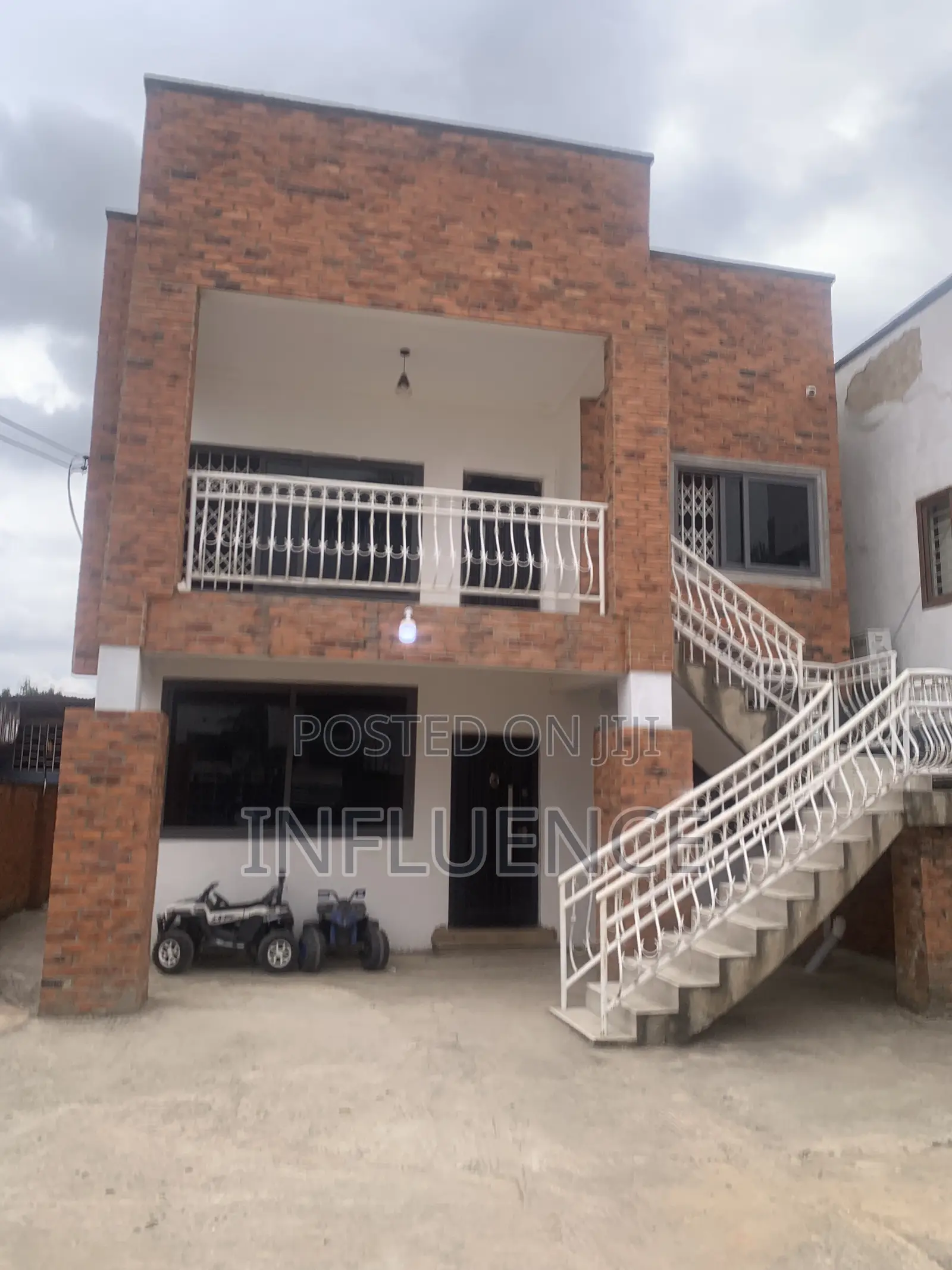 3bdrm Apartment in Haatso, East Legon for rent