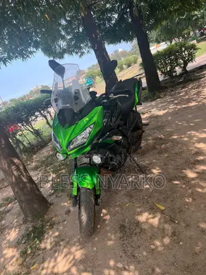 Kawasaki Versys 650 2023 Green