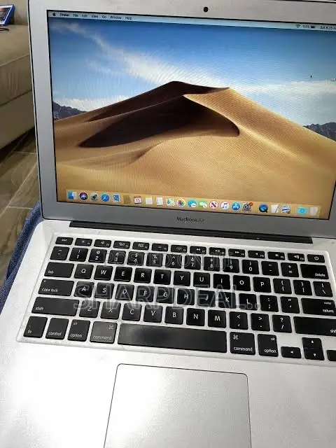 Laptop Apple MacBook 2015 4GB Intel Core i5 SSD 256GB