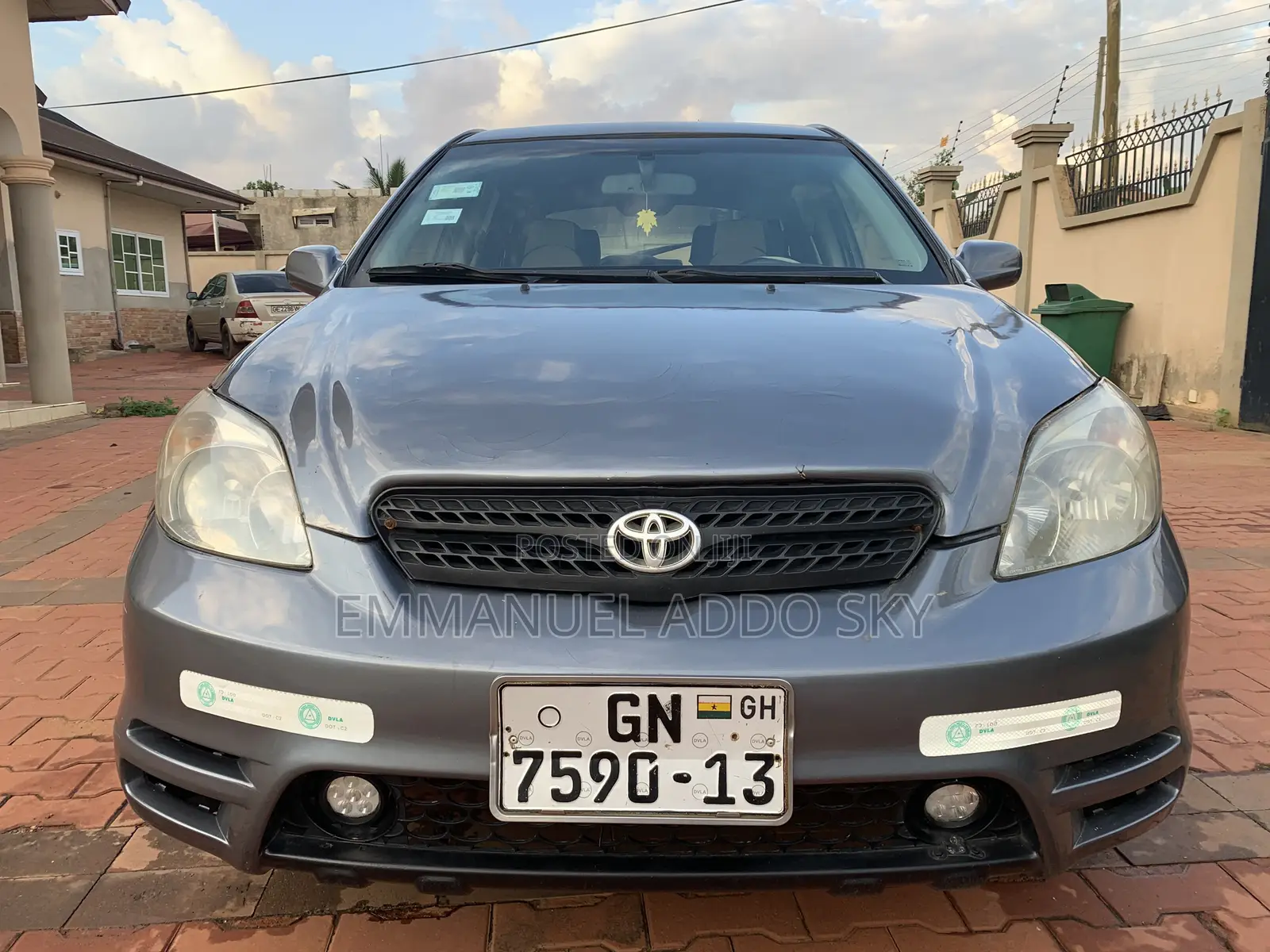Toyota Matrix XRS Hatchback FWD (1.8L 4cyl 6M) 2006 Gray