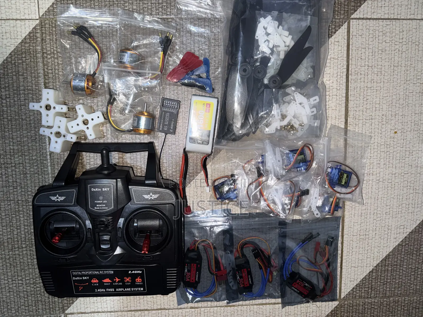 DaXin SKY Airplane Set