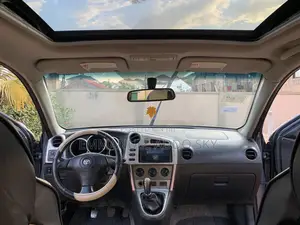 Toyota Matrix XRS Hatchback FWD (1.8L 4cyl 6M) 2006 Gray