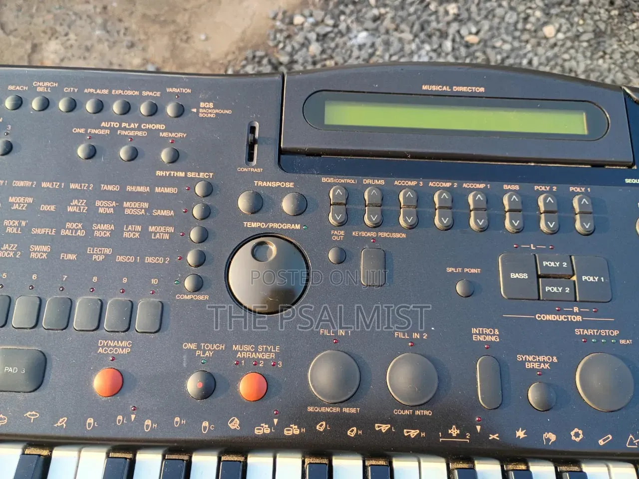 Technics KN1000 PCM Keyboard